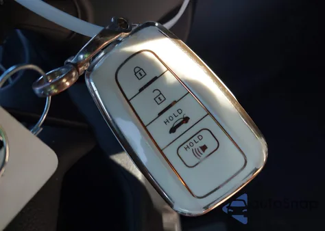 2022 Toyota Rav4 Hybrid Xle from USA, damaged, VIN 4T3RWRFVXNU079838